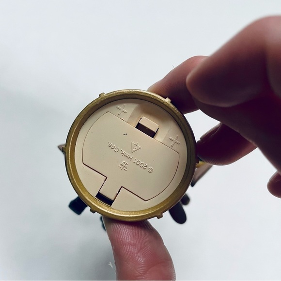 Hallmark Keepsake Kris and the Kringles Christmas Tree Ornament 2001 - Picture 8 of 10